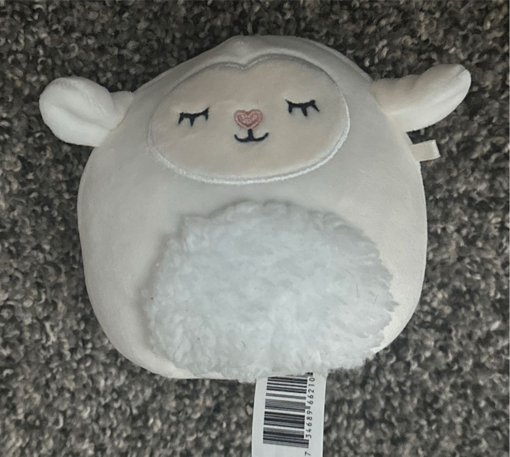 Sophie 5”  (United States) plush collectible [Barcode 734689662104] - Main Image 2