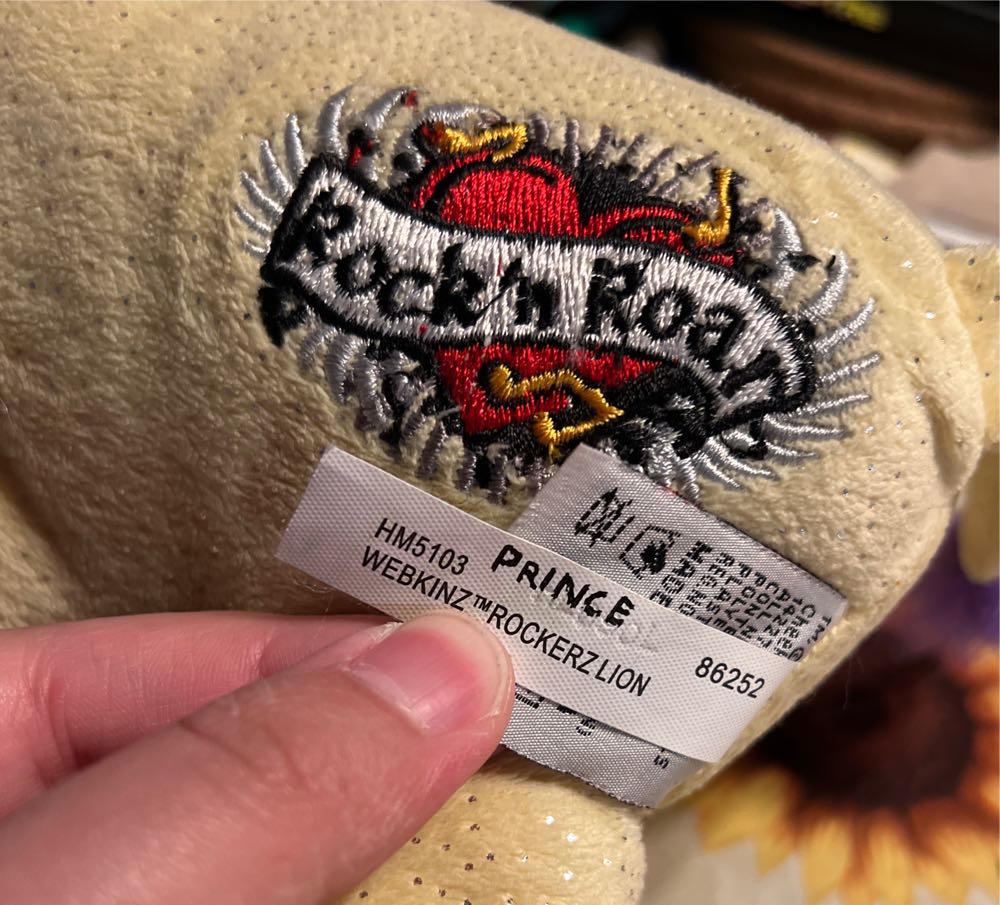 Webkinz Rockerz Lion  plush collectible - Main Image 2