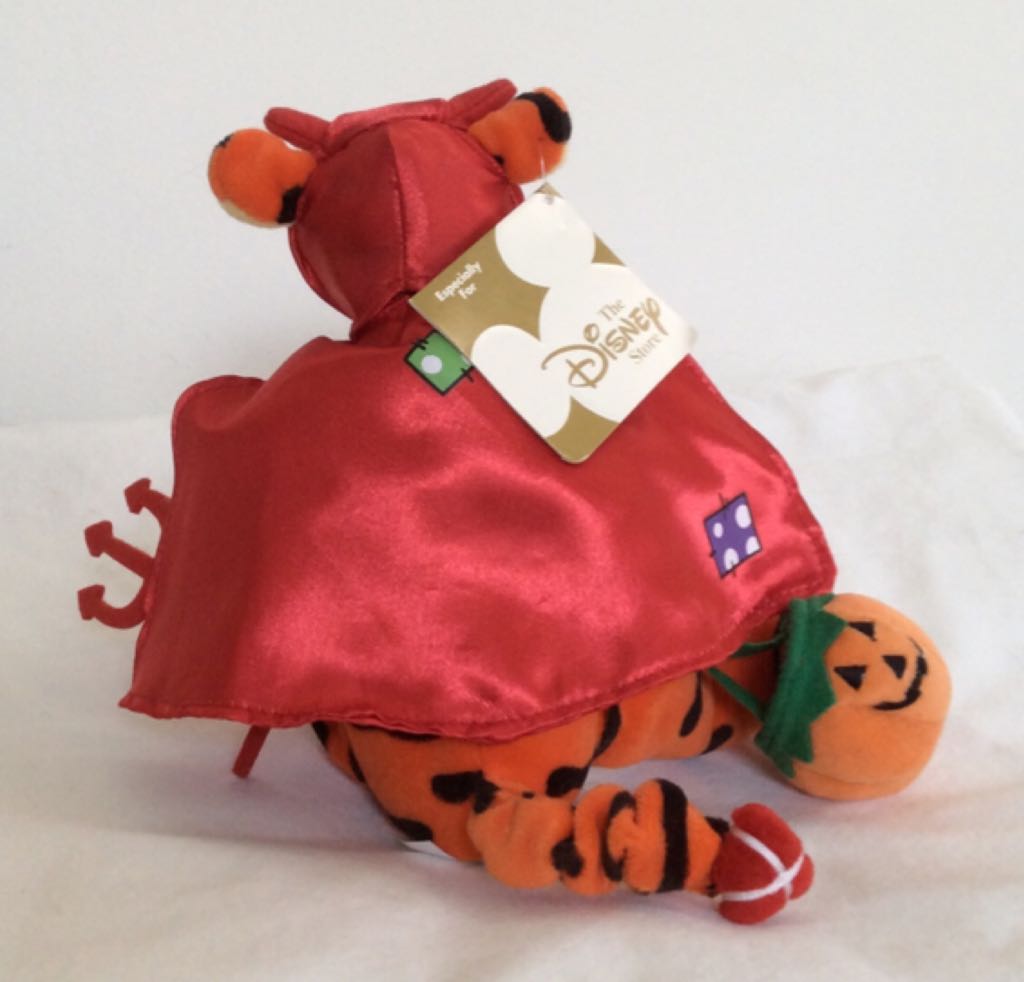 Halloween Disney Tigger Devil  plush collectible [Barcode 417244760025] - Main Image 2