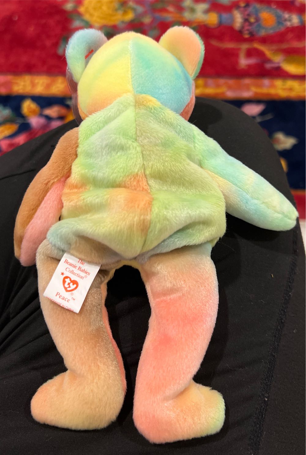 Peace Tie Dye Bear  (United States) plush collectible [Barcode 008421040537] - Main Image 2