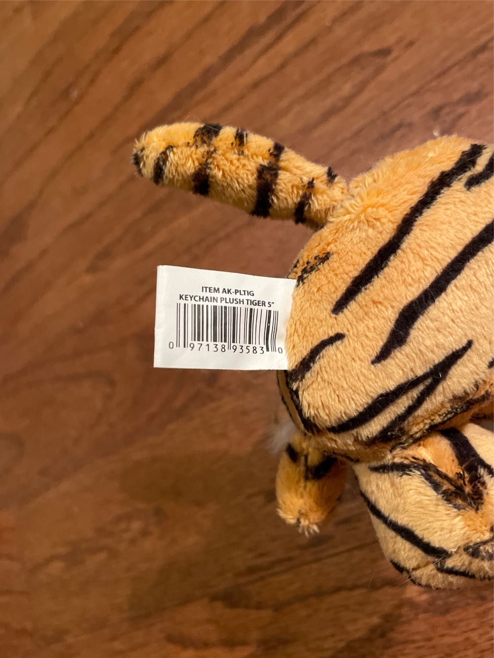 Keychain Tiger 5”  plush collectible [Barcode 097138935830] - Main Image 3