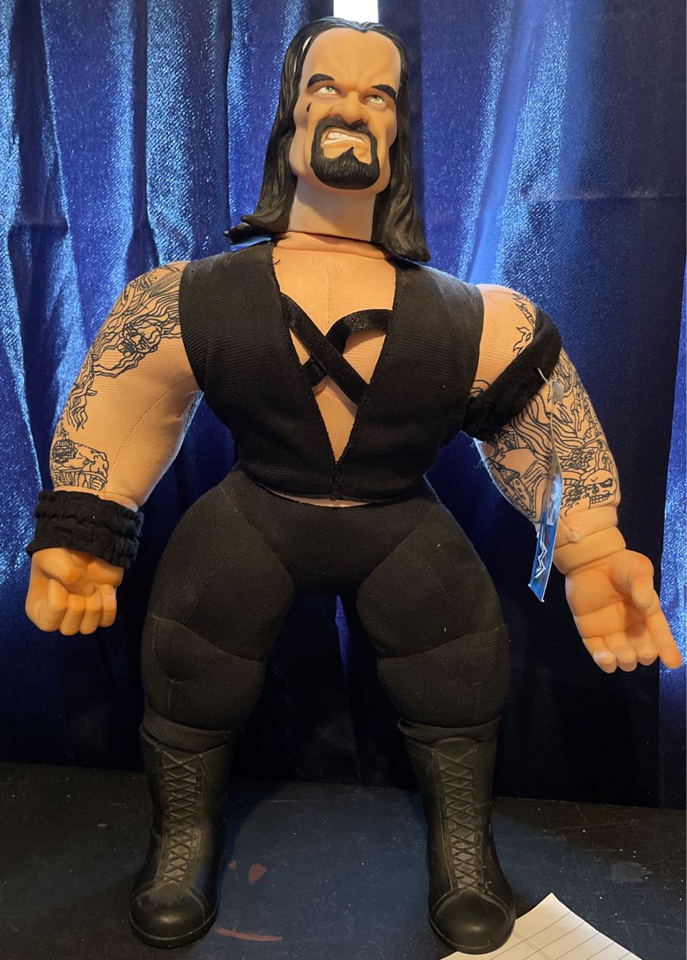 DAkin sitting blackbear