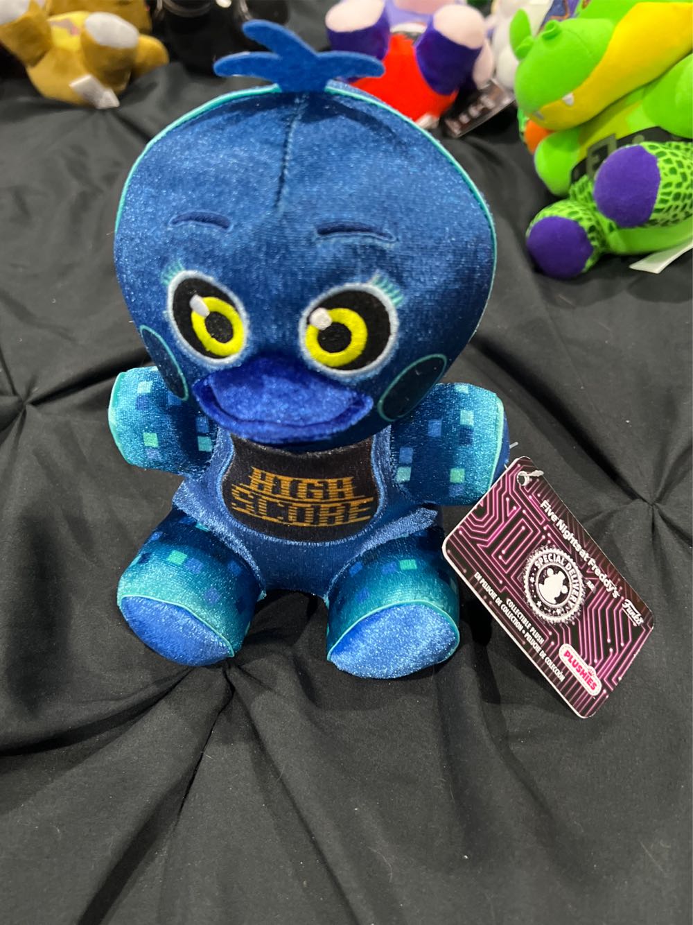 8 Funko Plush: Five Nights at Freddy’s - S7 VR High Score - Chica  (United States) plush collectible [Barcode 889698596978] - Main Image 3