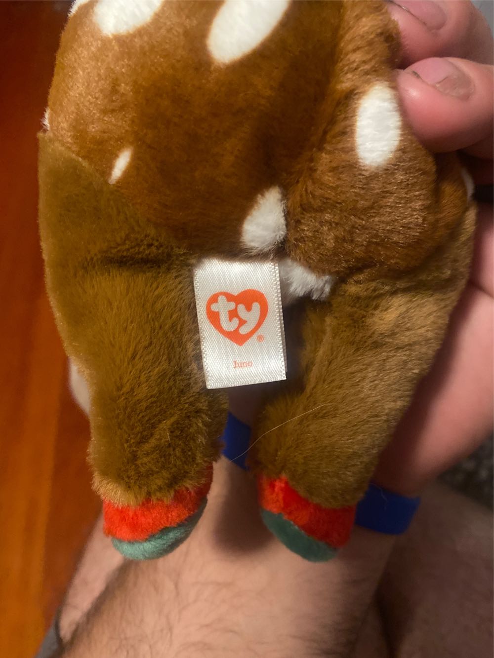 Juno The Christmas Reindeer  (Canada) plush collectible [Barcode 008421410408] - Main Image 4