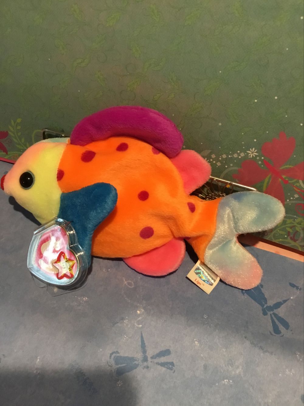 Lips This Fish   (United States) plush collectible [Barcode 008421042548] - Main Image 4