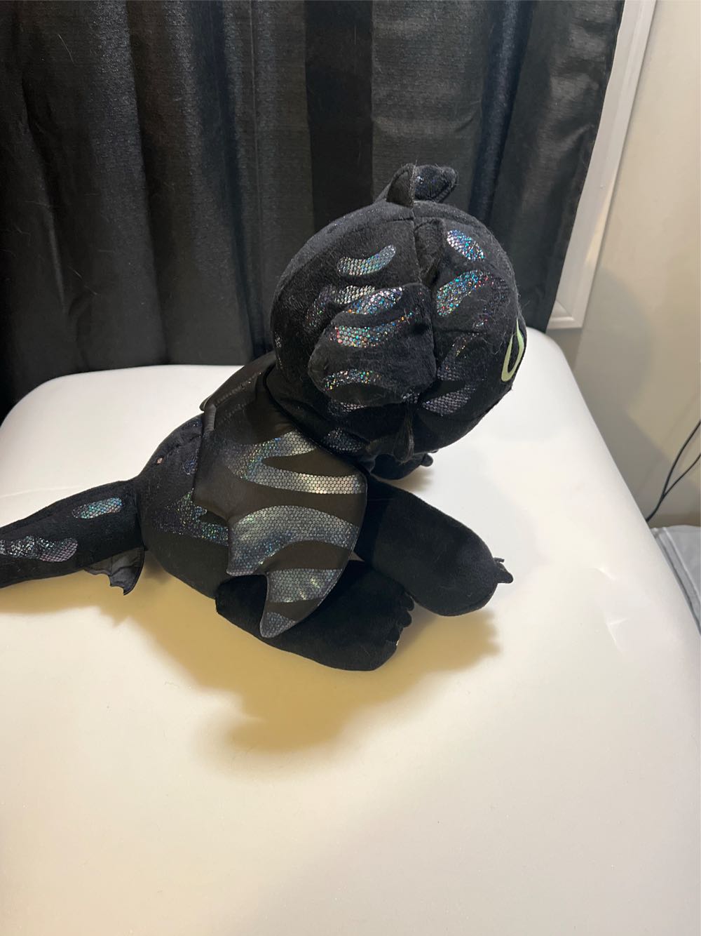 Toothless Build A Bear HTTYD: Hidden World Plushie  plush collectible - Main Image 3