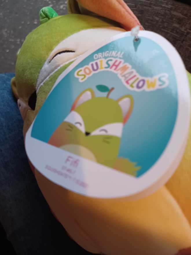 Fifi Apple Costume  plush collectible [Barcode 734689663279] - Main Image 4