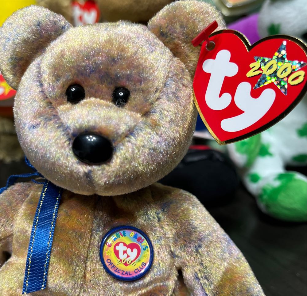 Clubby III The Bear  plush collectible - Main Image 4