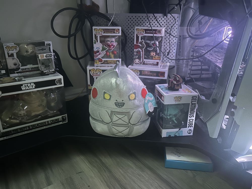 Mechagodzilla  (Canada) plush collectible [Barcode 191726470151] - Main Image 2