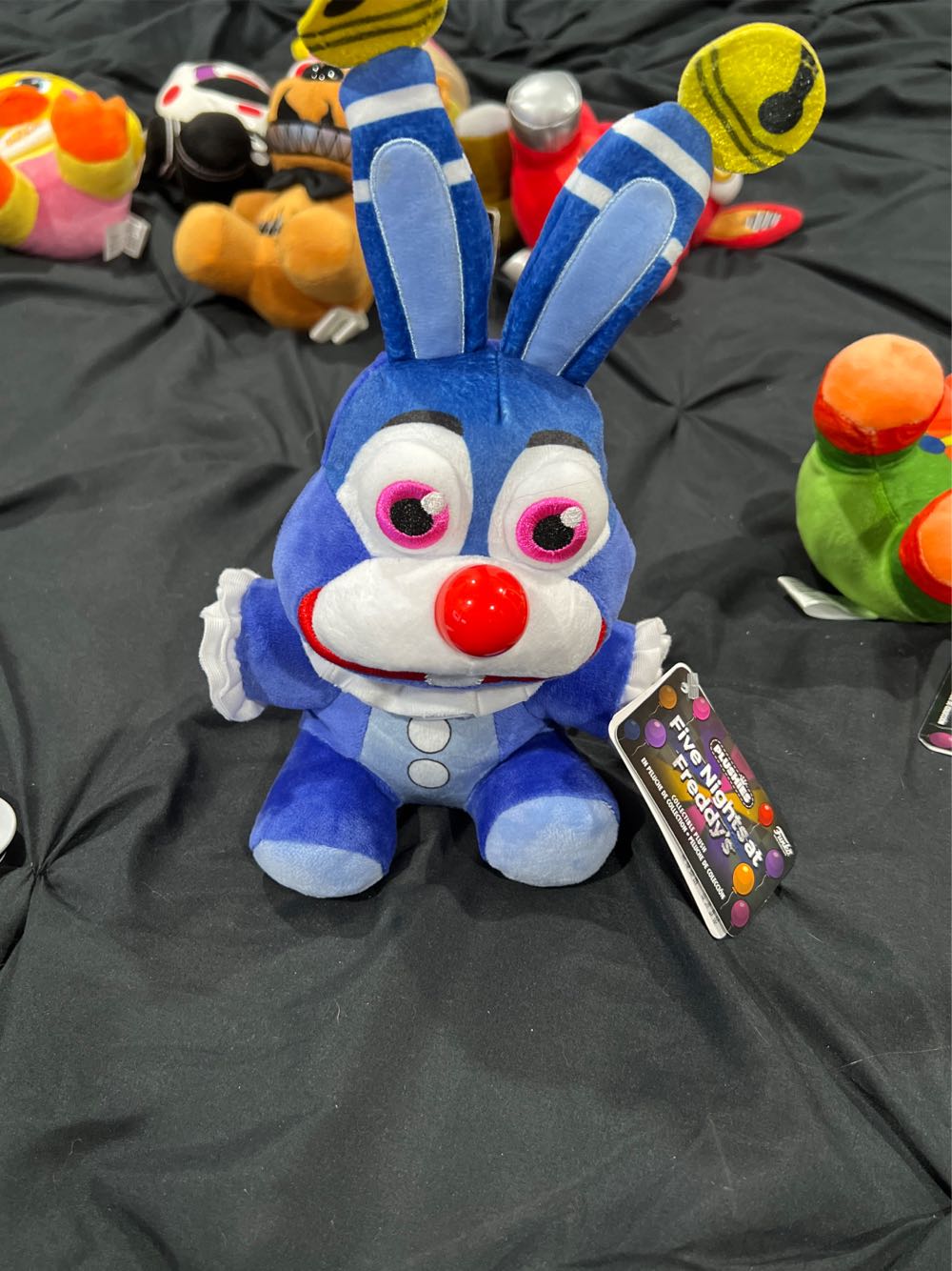 Circus Bonnie  (United States) plush collectible [Barcode 889698676366] - Main Image 2
