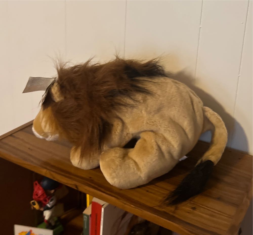 Cuddlekins Lion  plush collectible - Main Image 4