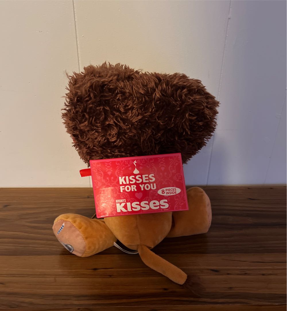 Reese’s Stuffed Lion Plush Orange Heart Shaped Mane. Super Soft 8”  plush collectible [Barcode 768395525897] - Main Image 3