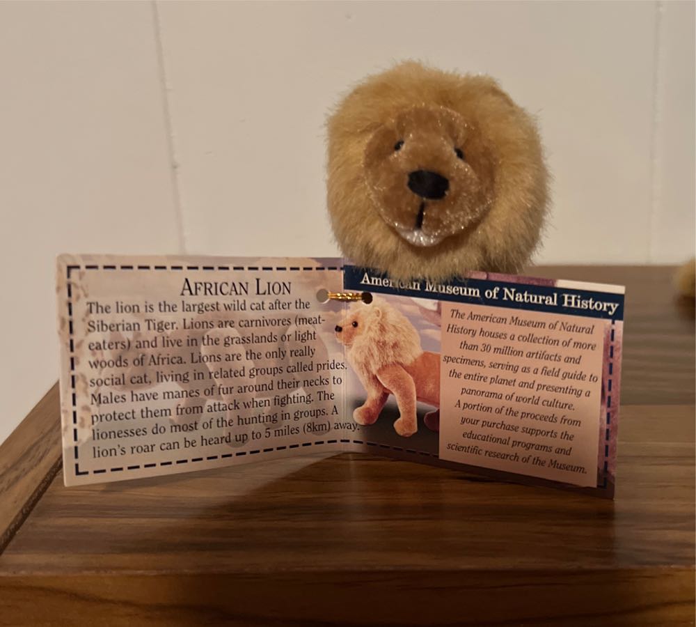 American Musuem Of History Lion  plush collectible - Main Image 3