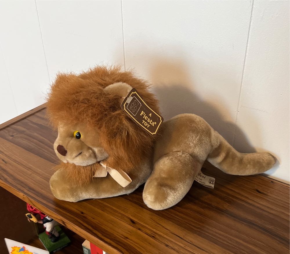 Caedyn 10” Squishmallow