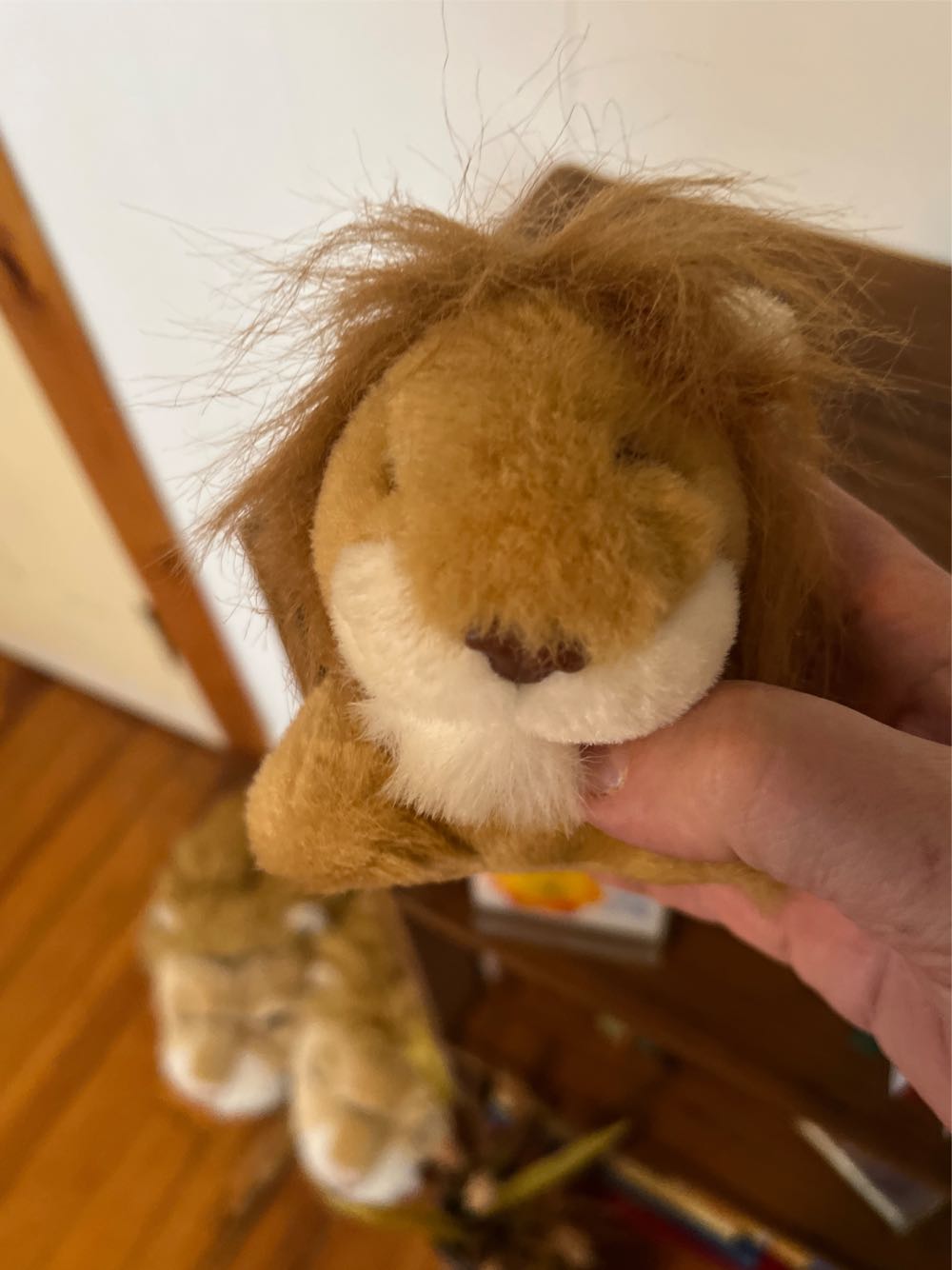 Great American Fun Co Lion  plush collectible - Main Image 4
