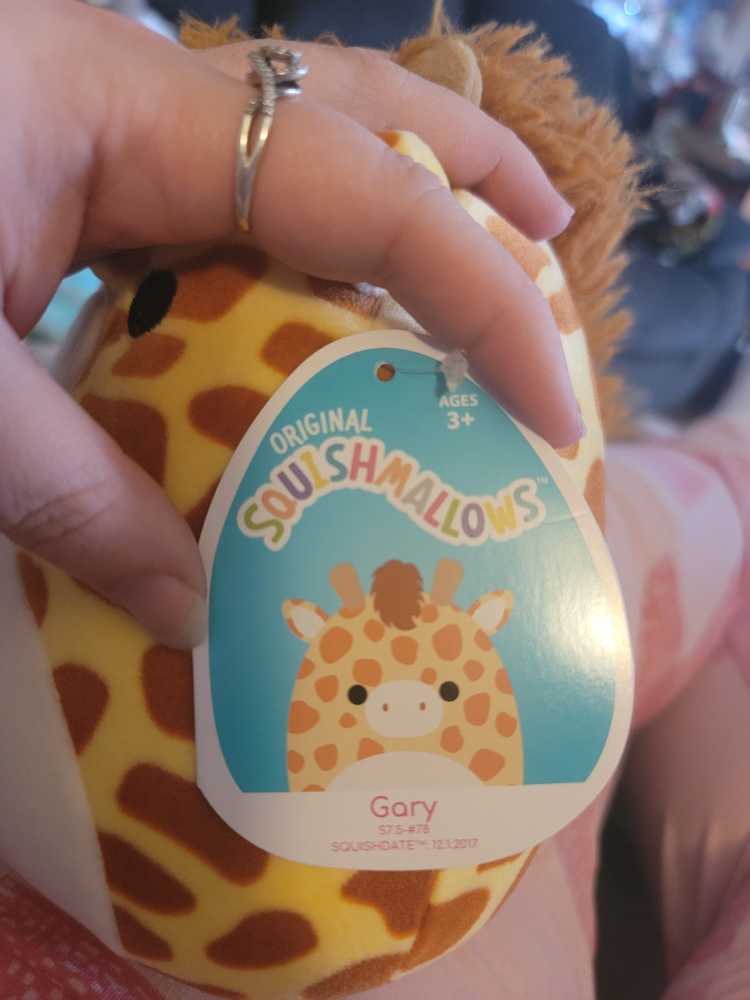 Gary The Giraffee 7.5” Squishmallow  plush collectible [Barcode 734689669691] - Main Image 2