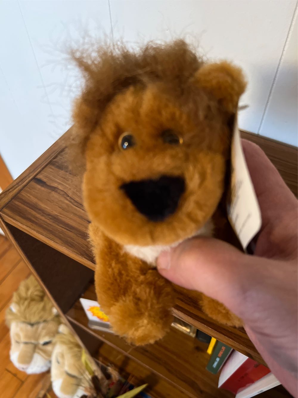 Jumbo Jungle Pets Lion  plush collectible - Main Image 3
