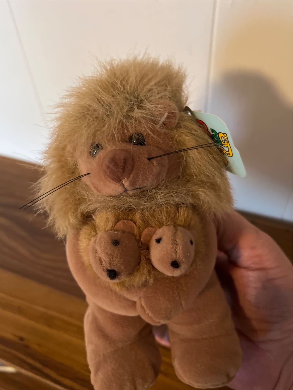 Bean Bag Friends Lion  plush collectible - Main Image 4