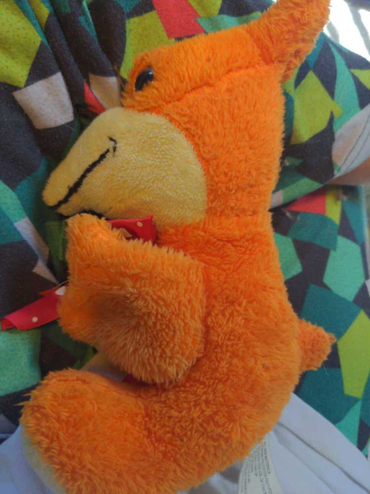 Valentine’s Pterodactyl  (China) plush collectible [Barcode 734689108787] - Main Image 2