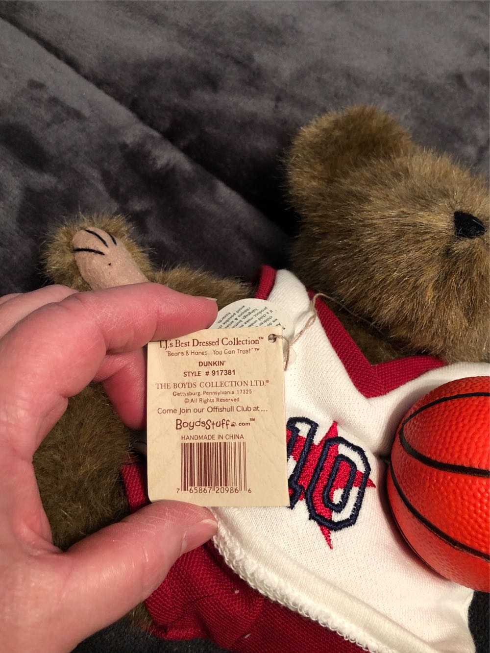 Boyd’s Bear Dunkin  plush collectible [Barcode 765867209866] - Main Image 2