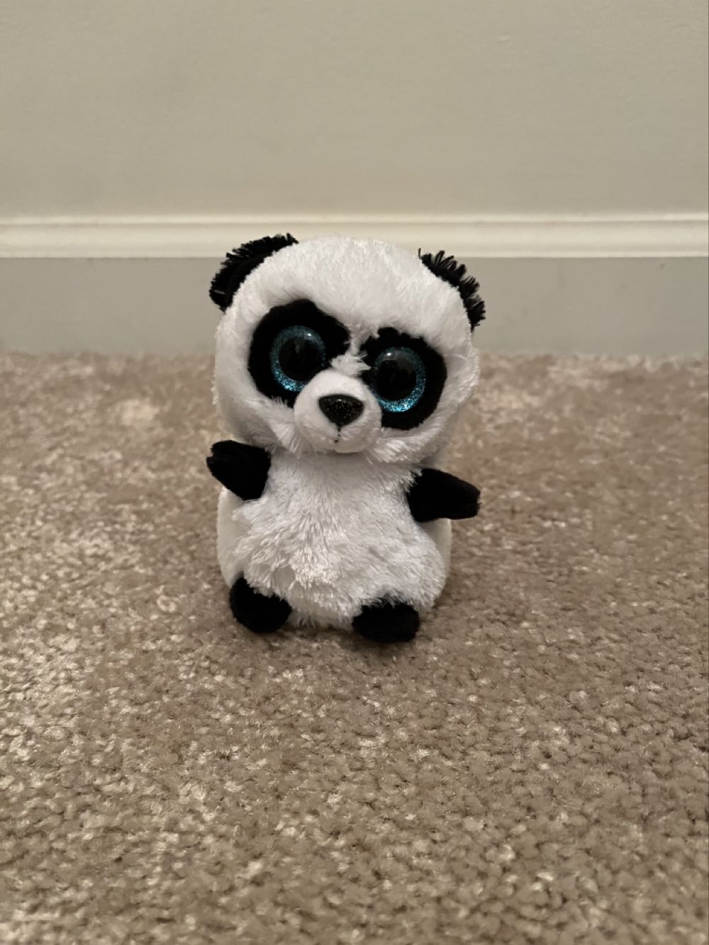 Black Bat Pearlescent Belly & Wings Emily Halloween Squishmallows New 16” Squishmallow The W Sparkly Tummy 16”