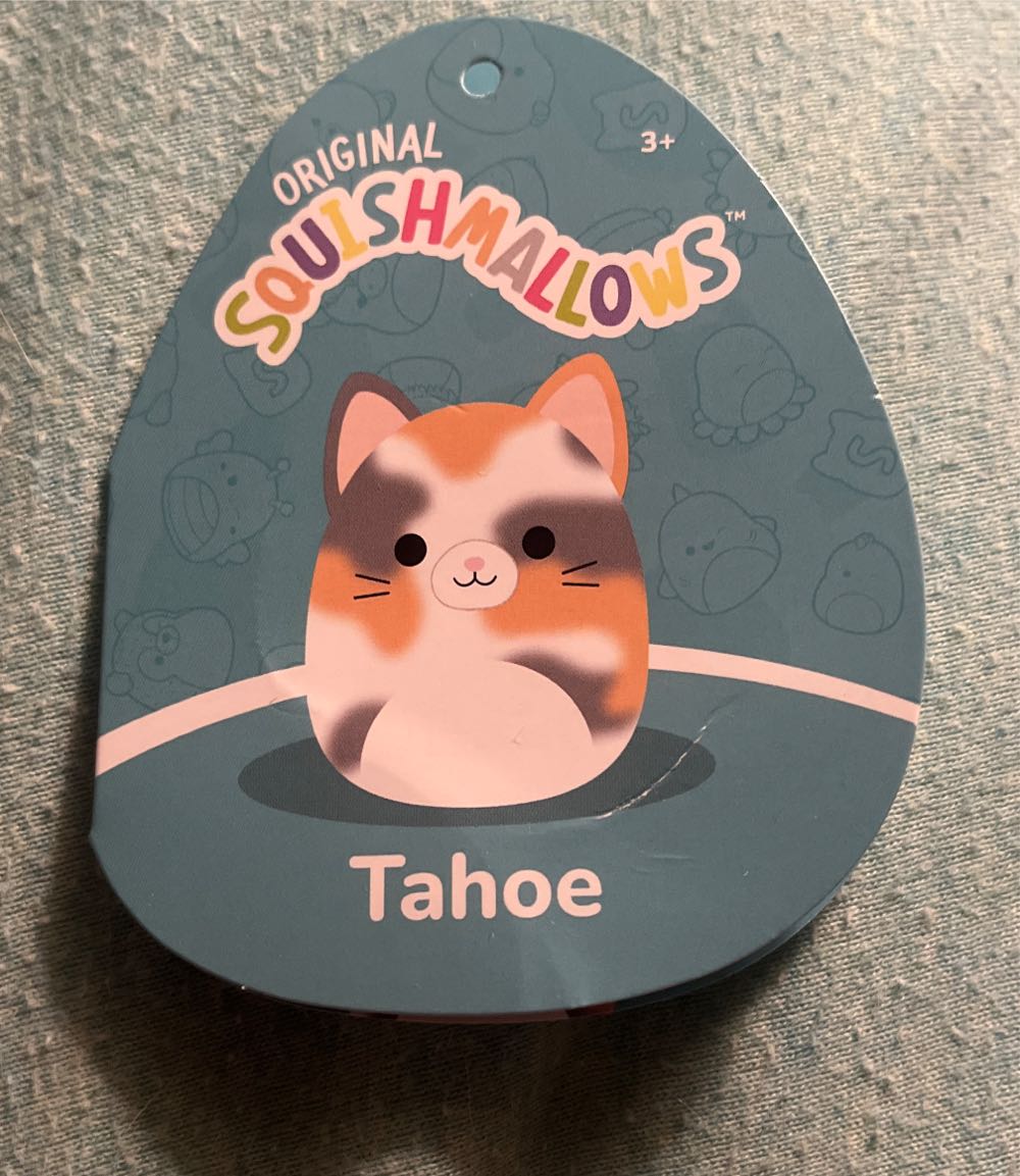 Tahoe  plush collectible [Barcode 196566170285] - Main Image 2