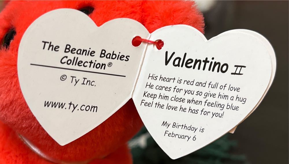 Valentino II The Bear  (United States) plush collectible [Barcode 008421413058] - Main Image 2