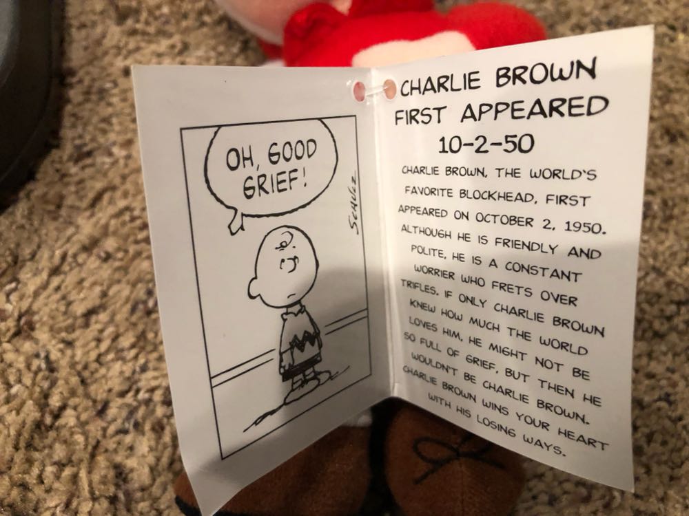 Charlie Brown Peanuts Winter Santa Hat  plush collectible [Barcode 083361612679] - Main Image 4