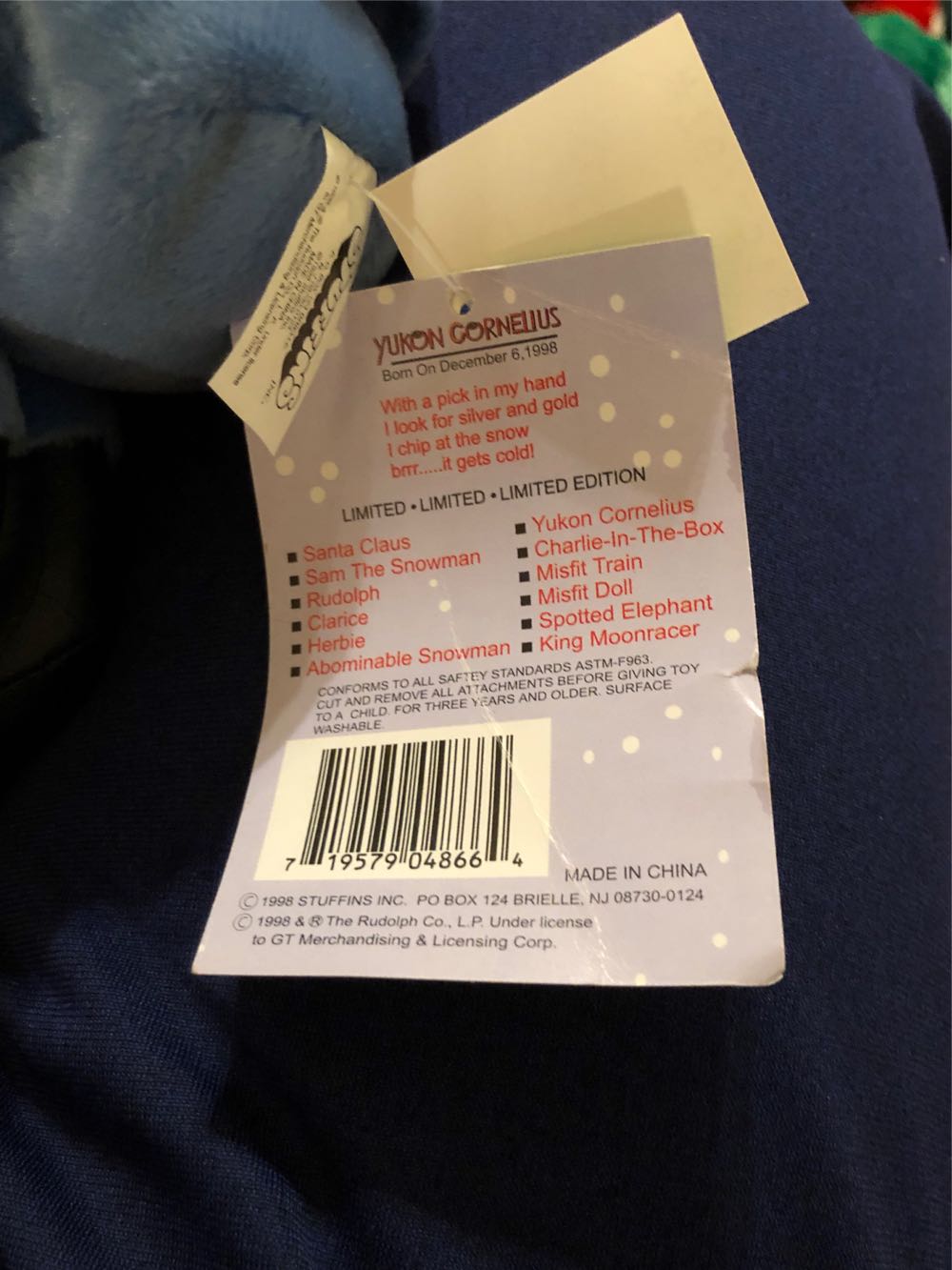 Yukon Cornelius  plush collectible [Barcode 719579048664] - Main Image 3