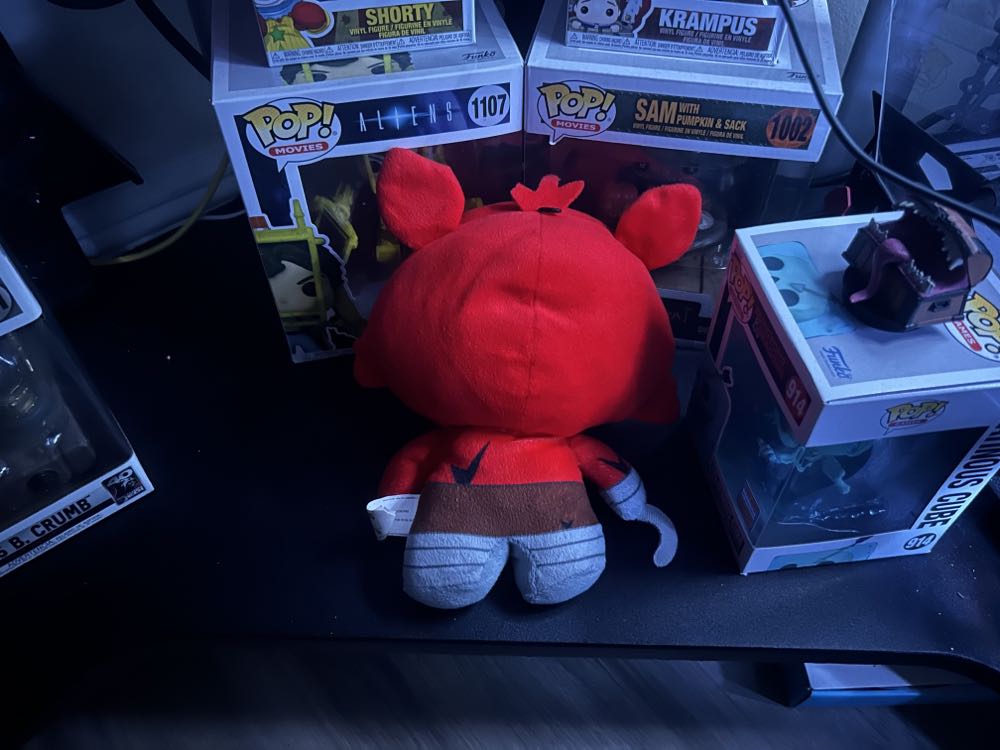 Five Nights at Freddy’s Foxy the Pirate fox 20 inch plush Scott Cawthon Good Stuff  plush collectible - Main Image 2