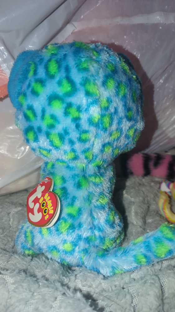 Leona  plush collectible - Main Image 2