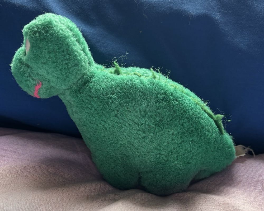 Dinosaur - Stegosaurus  (Australia) plush collectible - Main Image 2