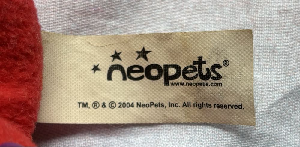Neopets Red Techo McDonalds Happy Meal Toy 2004 (Australia) plush collectible - Main Image 3
