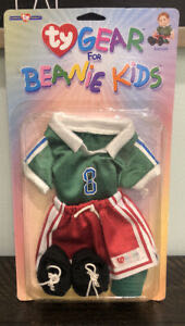 Hershey’s Regina - Squishmallows