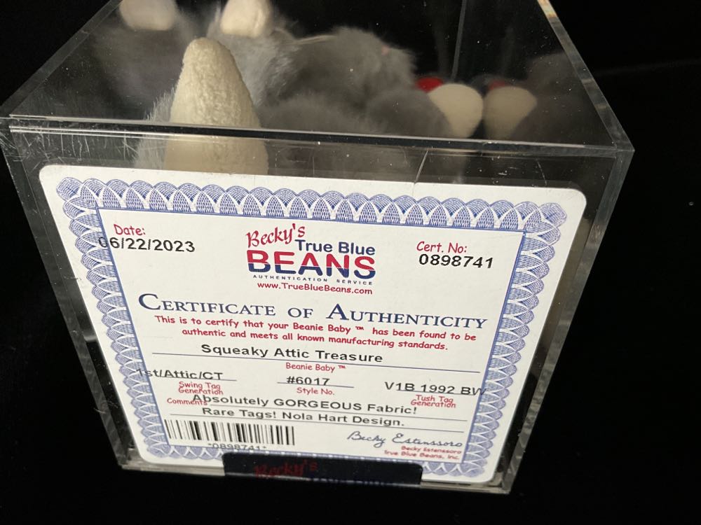 Squeaky  (United States) plush collectible - Main Image 4