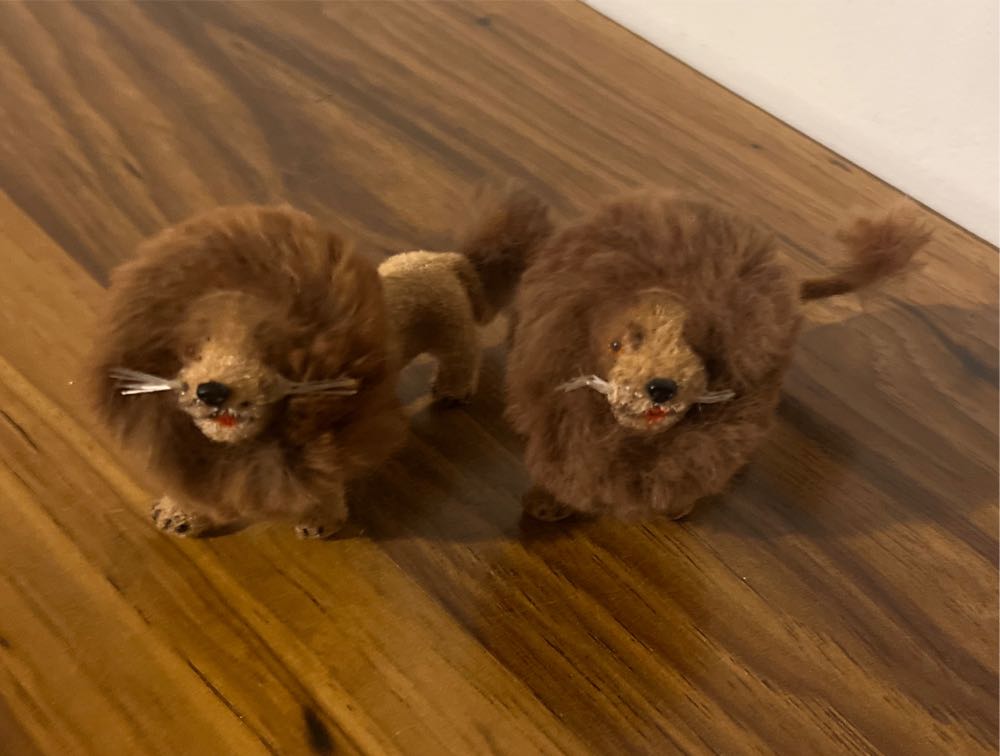 Germany Faux Lions  plush collectible - Main Image 4