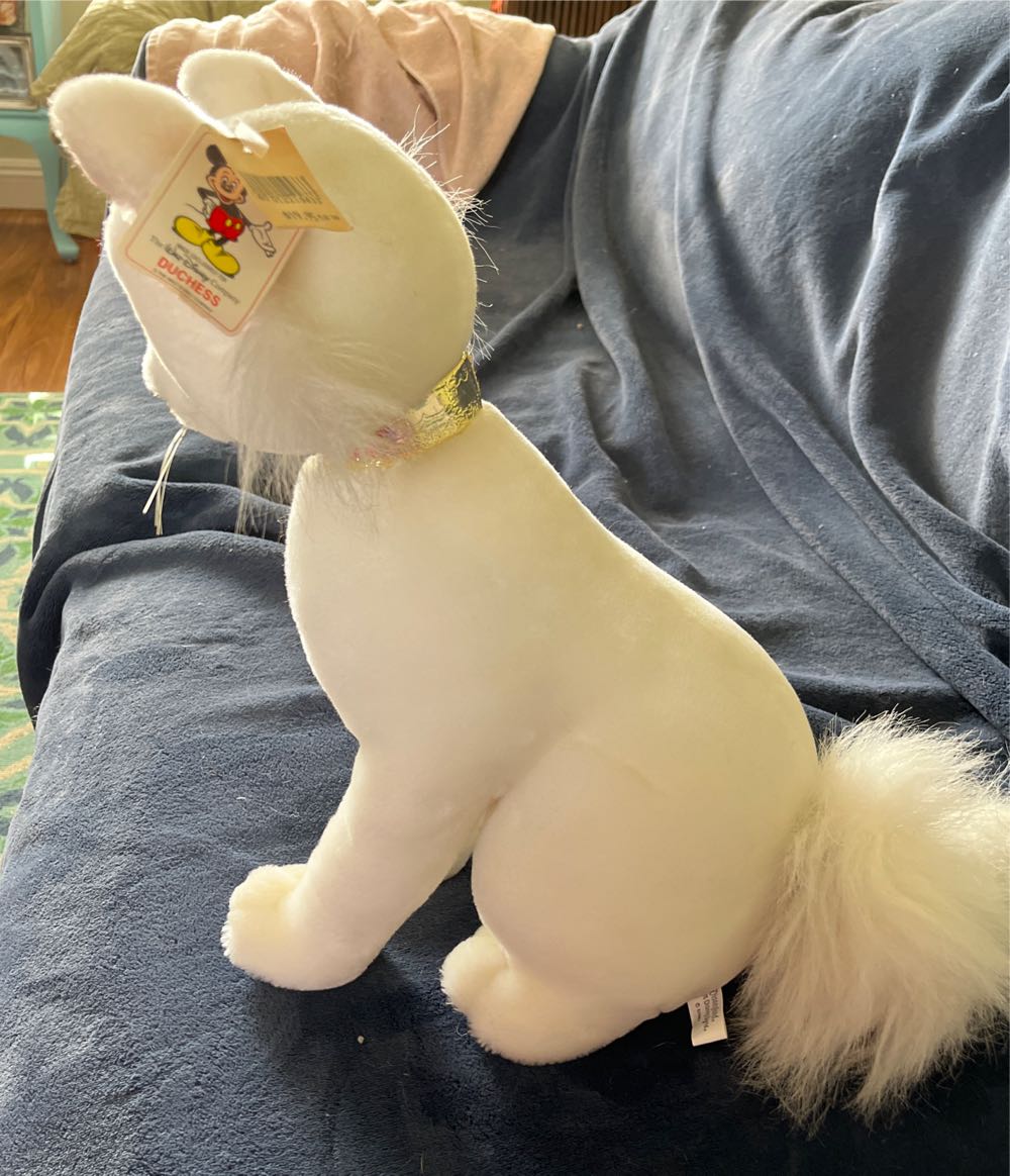Disney Duchess Cat From “Aristocats”  plush collectible [Barcode 400122194333] - Main Image 2