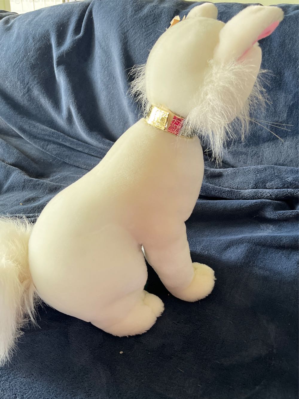 Disney Duchess Cat From “Aristocats”  plush collectible [Barcode 400122194333] - Main Image 3