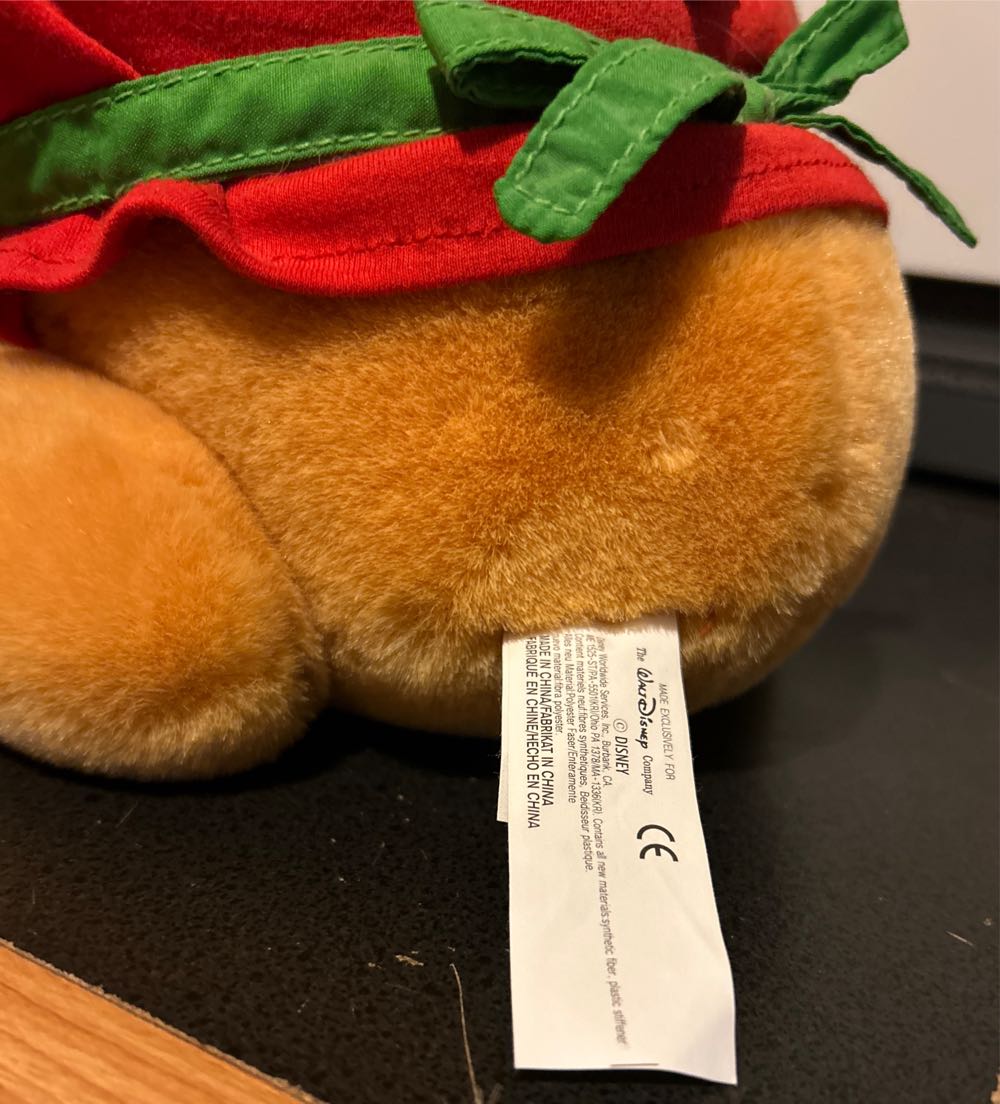 Pooh, Happy Mothers Day  plush collectible - Main Image 3