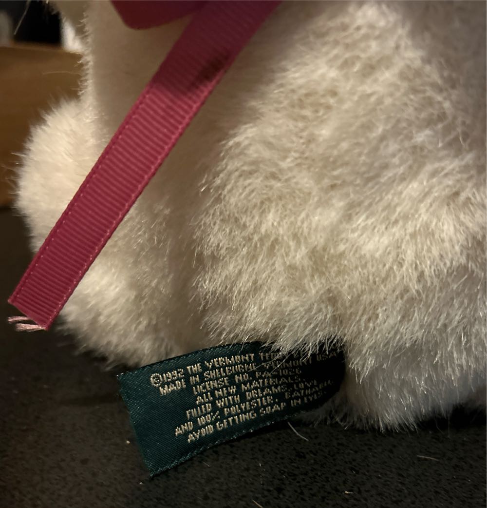 Vermont Teddy Bear, Cupid Valentine Bear  (United States) plush collectible - Main Image 4