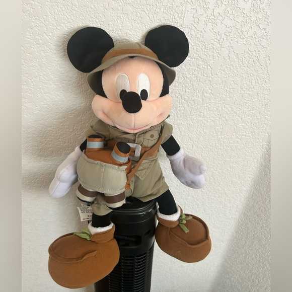 143) Vintage Speech, Clock Inbox Never Used  Retro Donald Duck Float Table Clock Japan