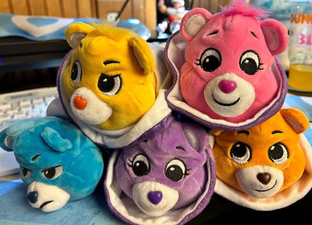 187) Vintage Disney Donald Duck PVC Figure Finger Puppet