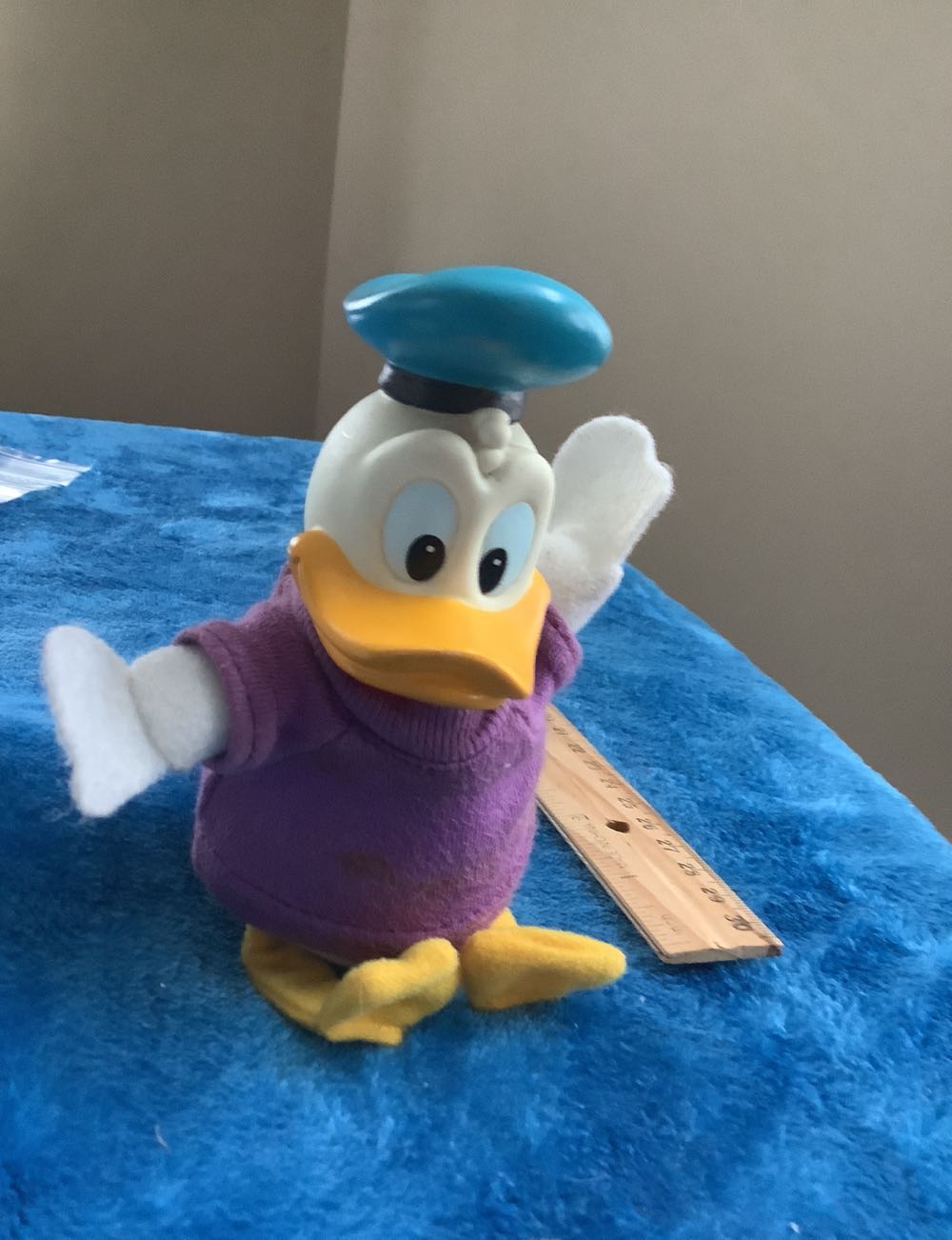 24) Small Vintage Donald Duck Plush With Plastic Head  plush collectible - Main Image 4