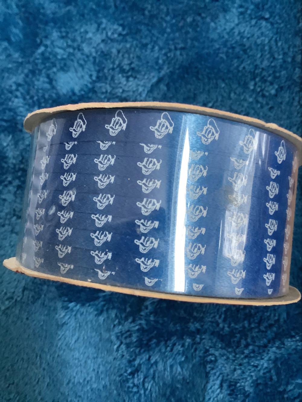 28) Donald Duck Curling Ribbon Mickey & Co. Stepen Lawrence  plush collectible - Main Image 3