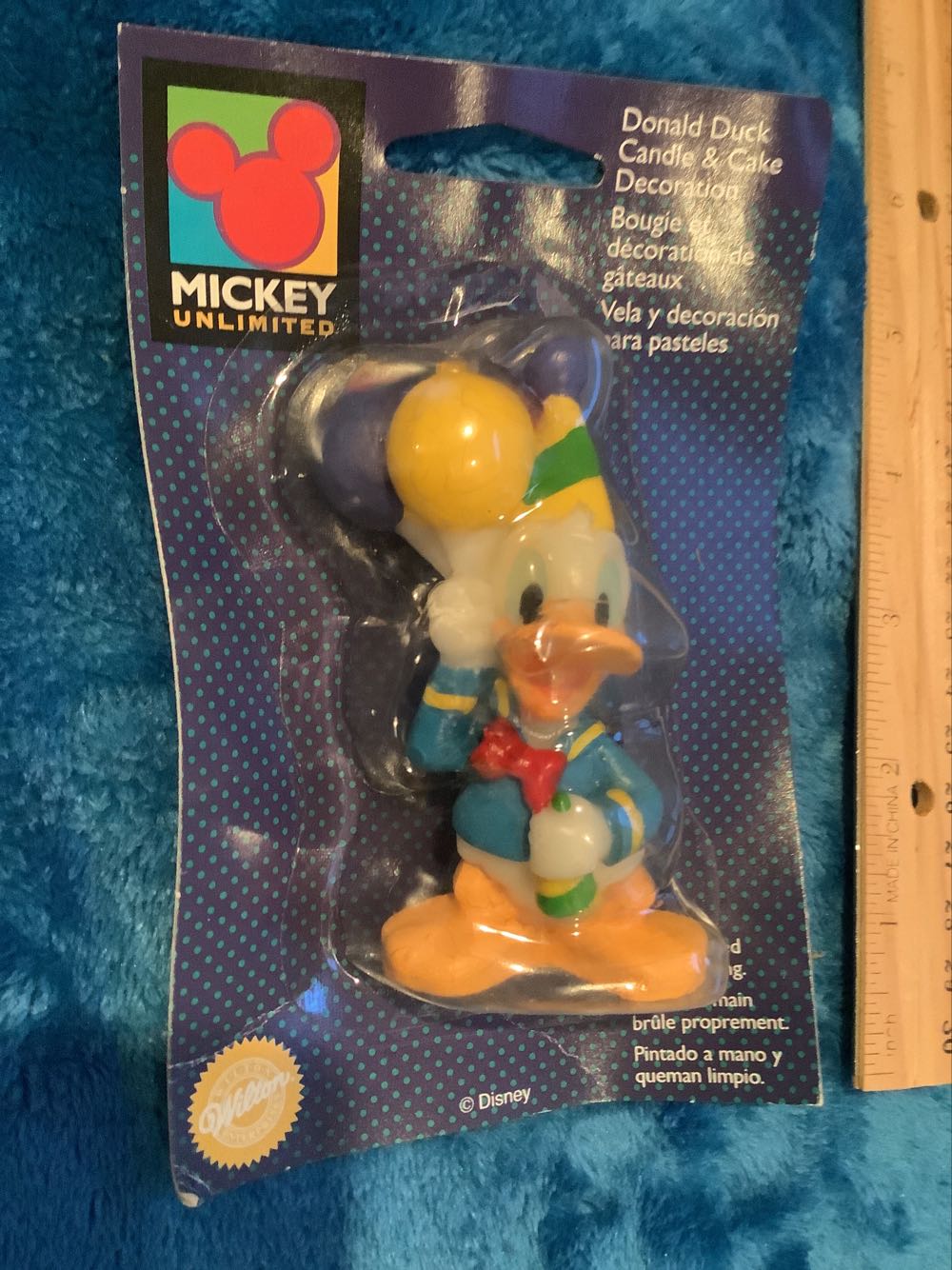 35) Wilton Donald Duck Candle Cake Unopened  plush collectible [Barcode 070896136084] - Main Image 2