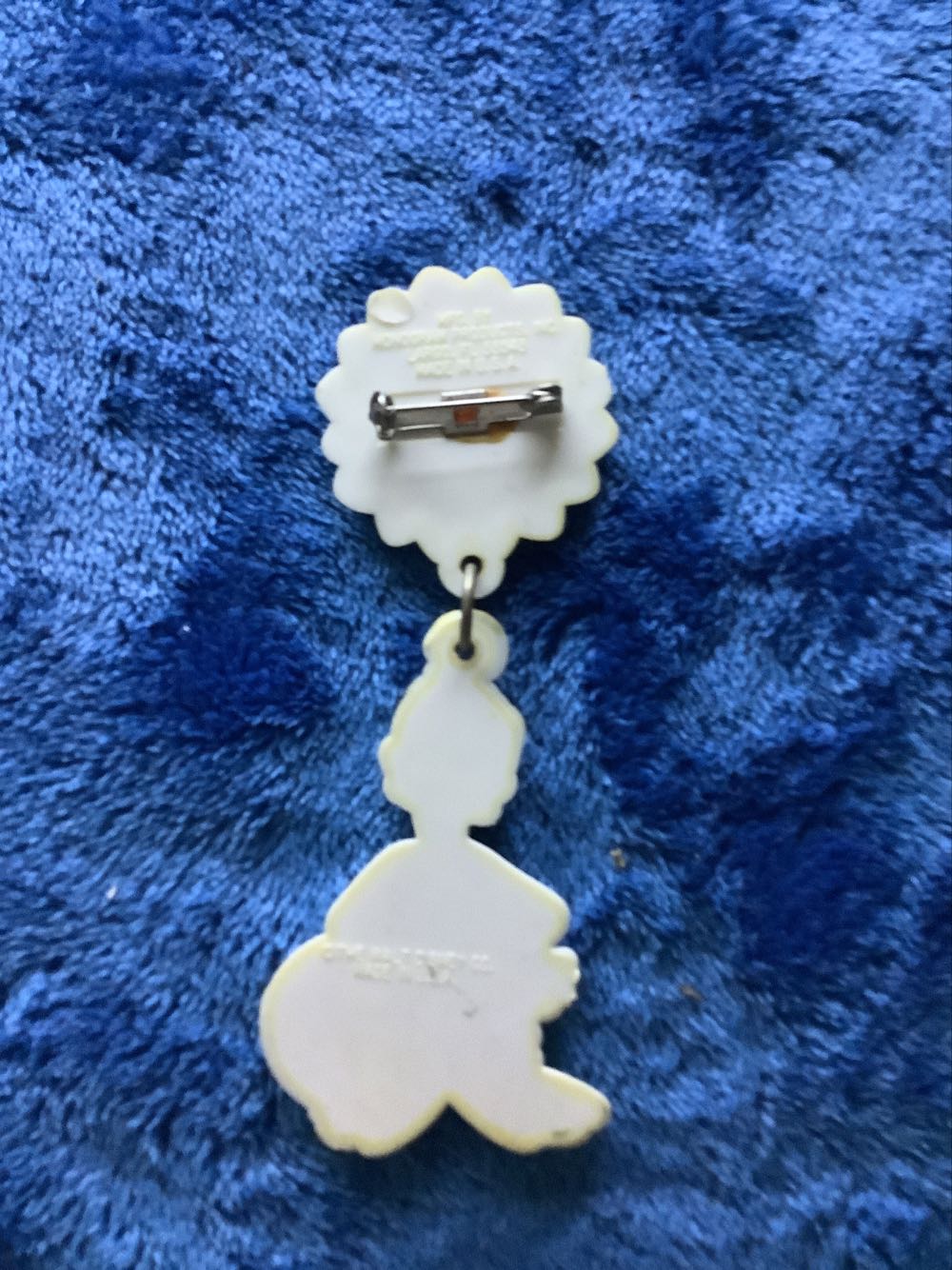 61) Vintage Donald Duck Florida Keys Label Pin 70’s-80’s  plush collectible - Main Image 2