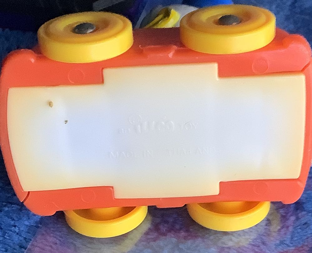 66) Vintage Disney ILLCO Little People Donald Duck In Car 1989  plush collectible - Main Image 3