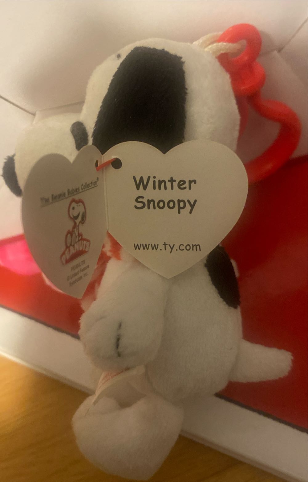 Ty Original Beanie Babies Peanuts Winter Snoopy Clip Plush  (United States) plush collectible [Barcode 008421408719] - Main Image 3