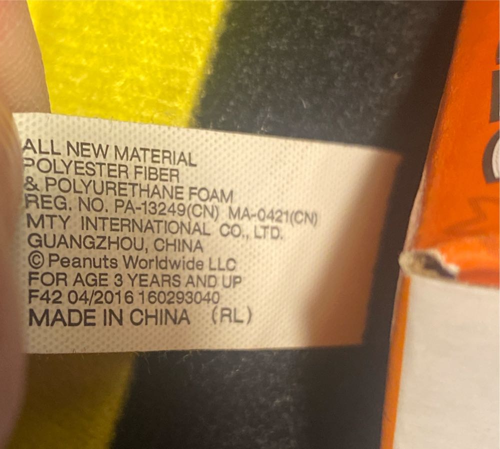 Peanuts The Great Pumpkin Lights-Up Musical Friends Charlie Brown In Mask Plush  (United States) plush collectible [Barcode 047475837618] - Main Image 4