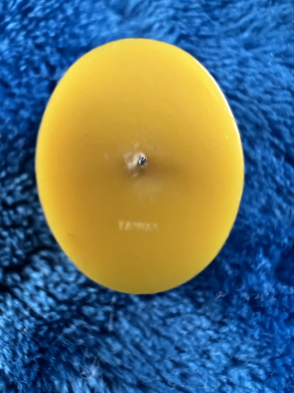 129) Donald 1 Earring Or Pin Oval Vintage   plush collectible - Main Image 2